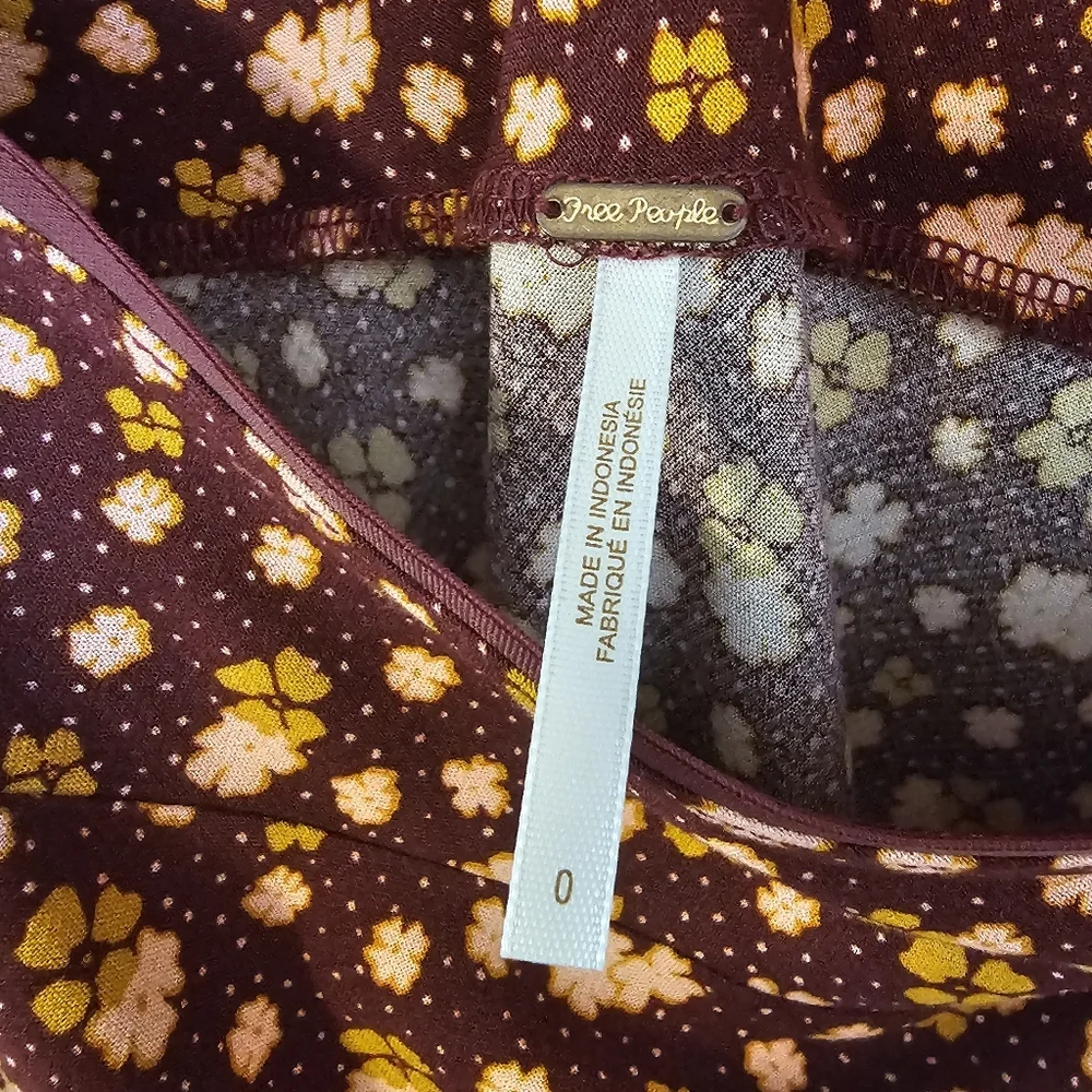 Free People In Real Life Mini Slip Skirt Plum Ditzy Floral Size 0 NWOT
